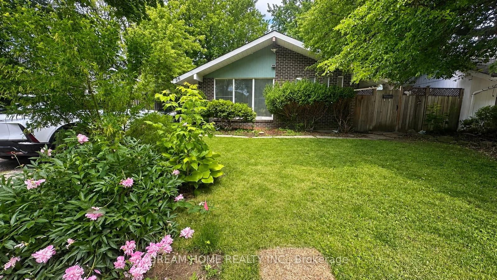 26 Arlene Crescent, Unit Main Floor - Image 1
