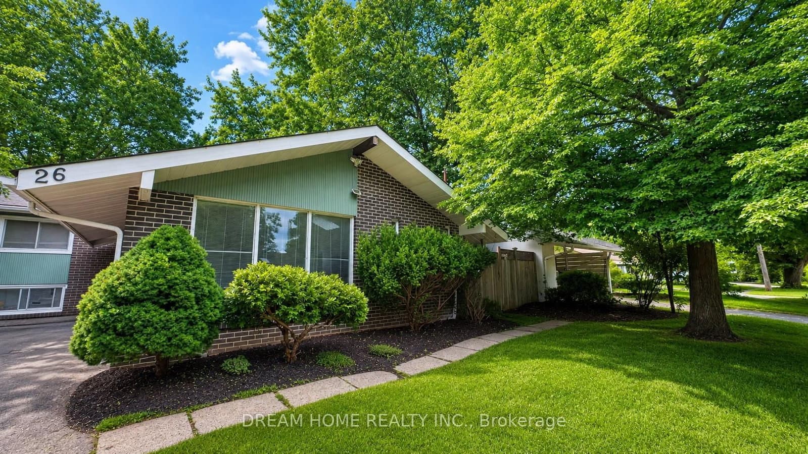 26 Arlene Crescent, Unit Main Floor - Image 2