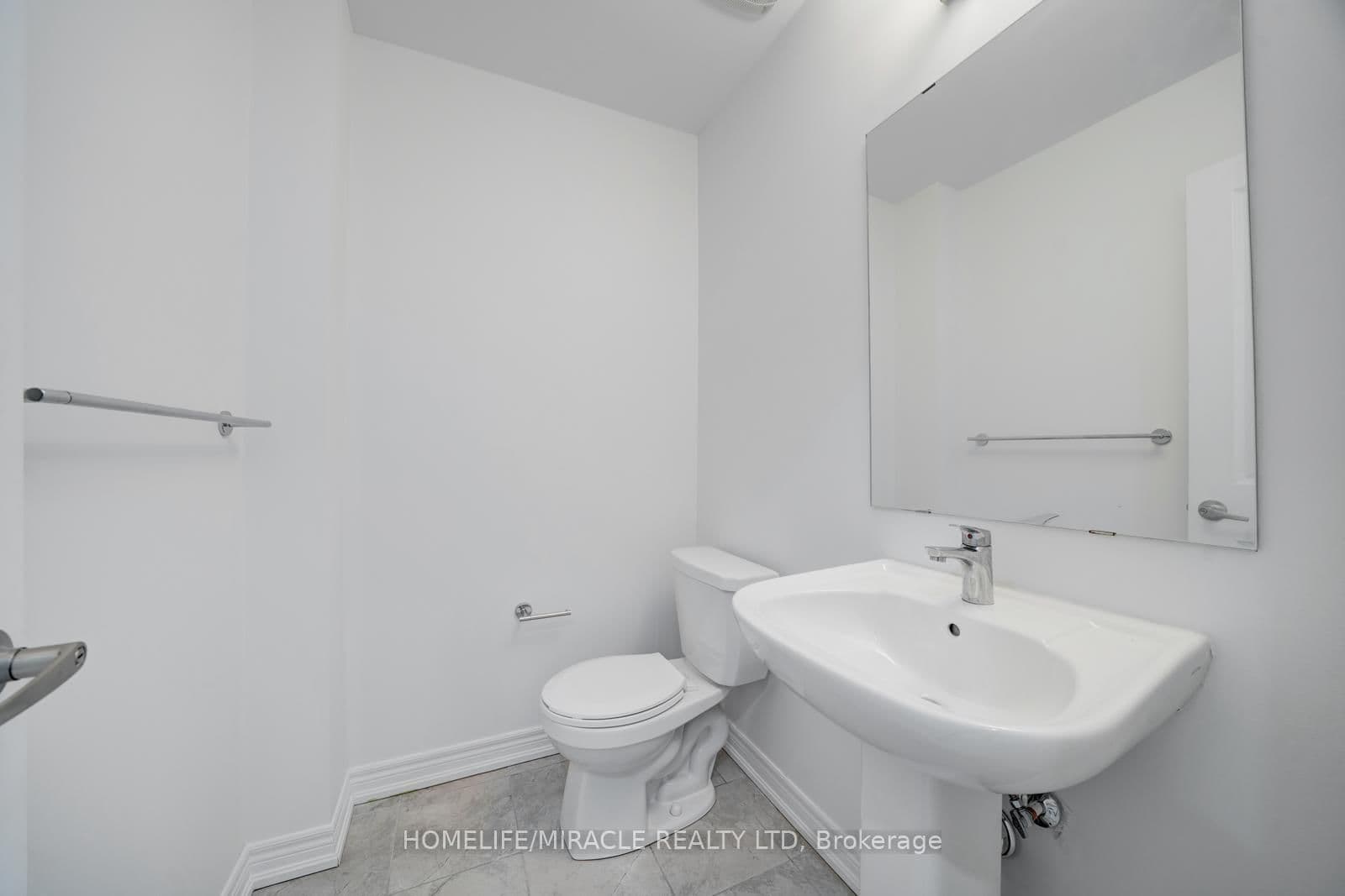 2004 Cameron Lott Crescent - Image 4