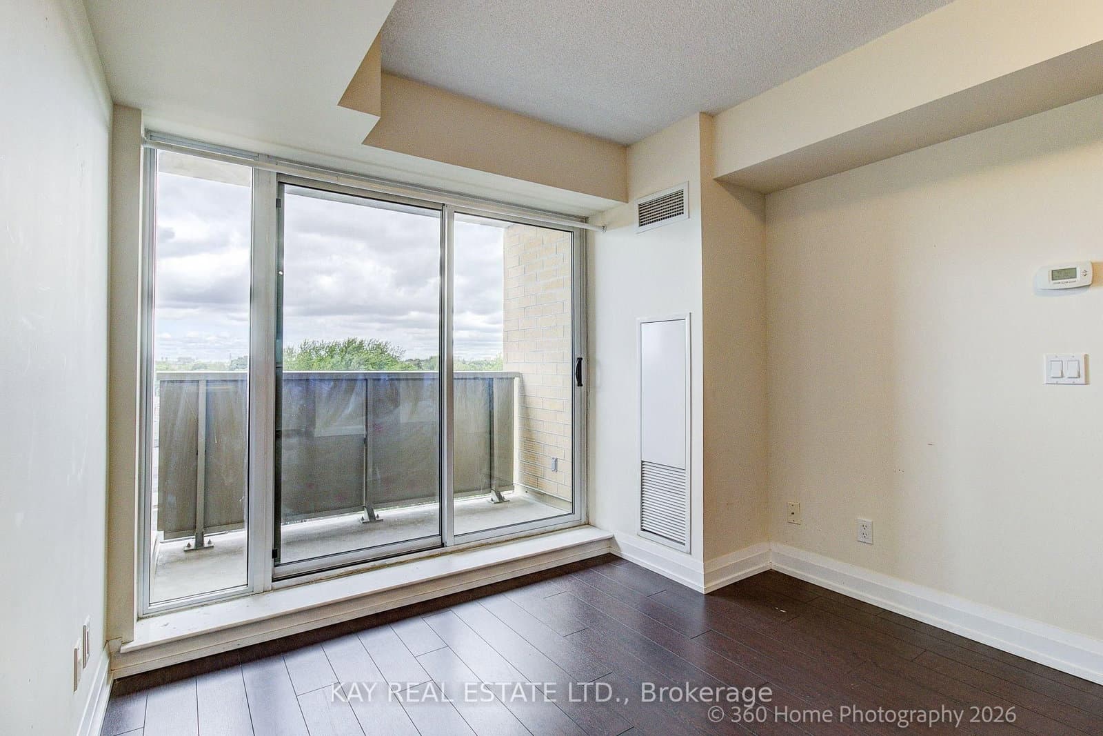 3520 Danforth Avenue, Unit 612 - Image 6