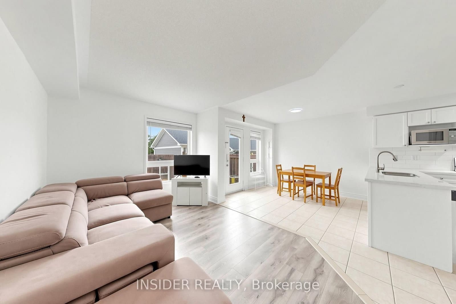 7 Croxall Boulevard - Image 6