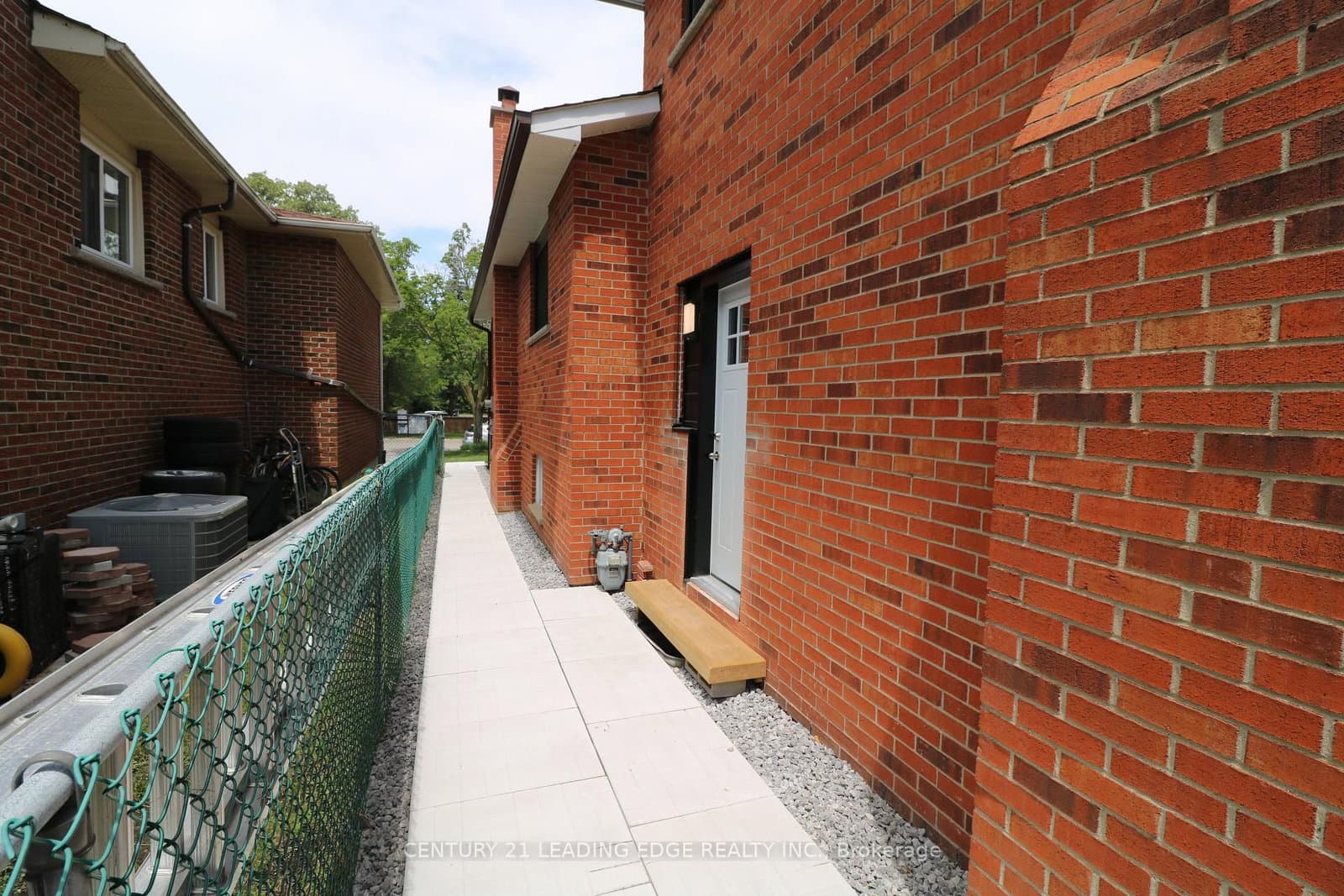 263 Ingleton Boulevard, Unit BSMT - Image 4