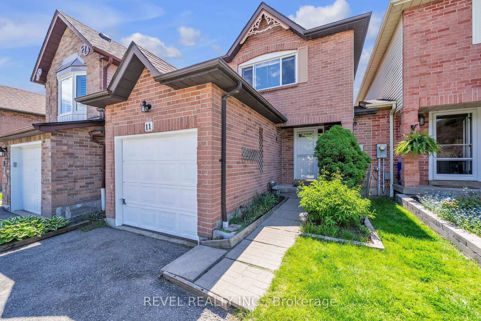 11 Carr Drive - Image 1