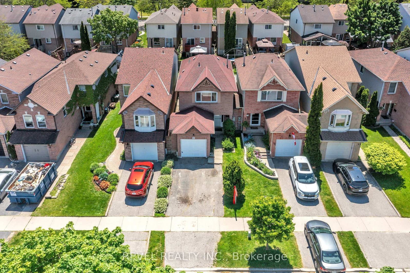 11 Carr Drive - Image 2