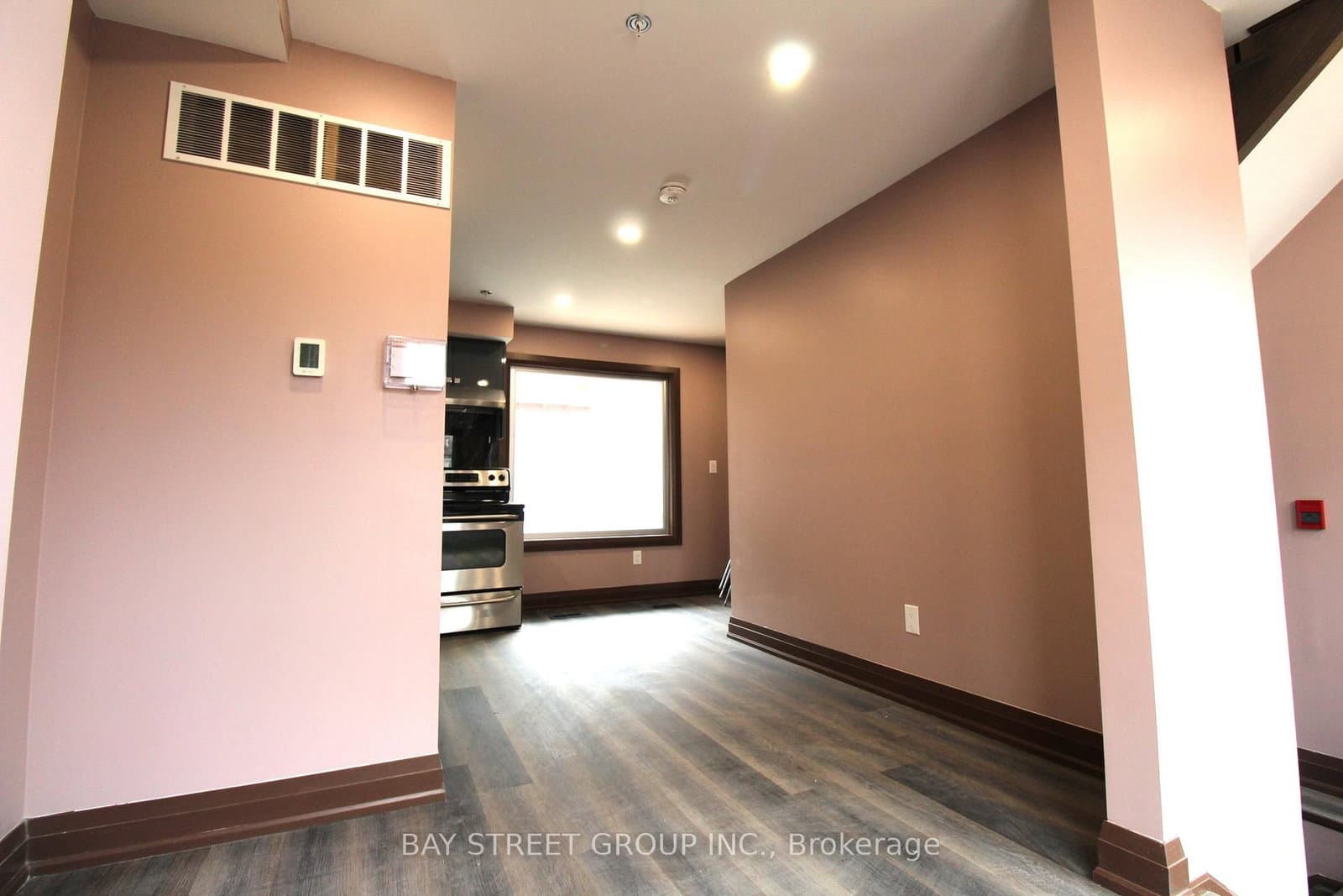 108 Chatham Avenue - Image 2