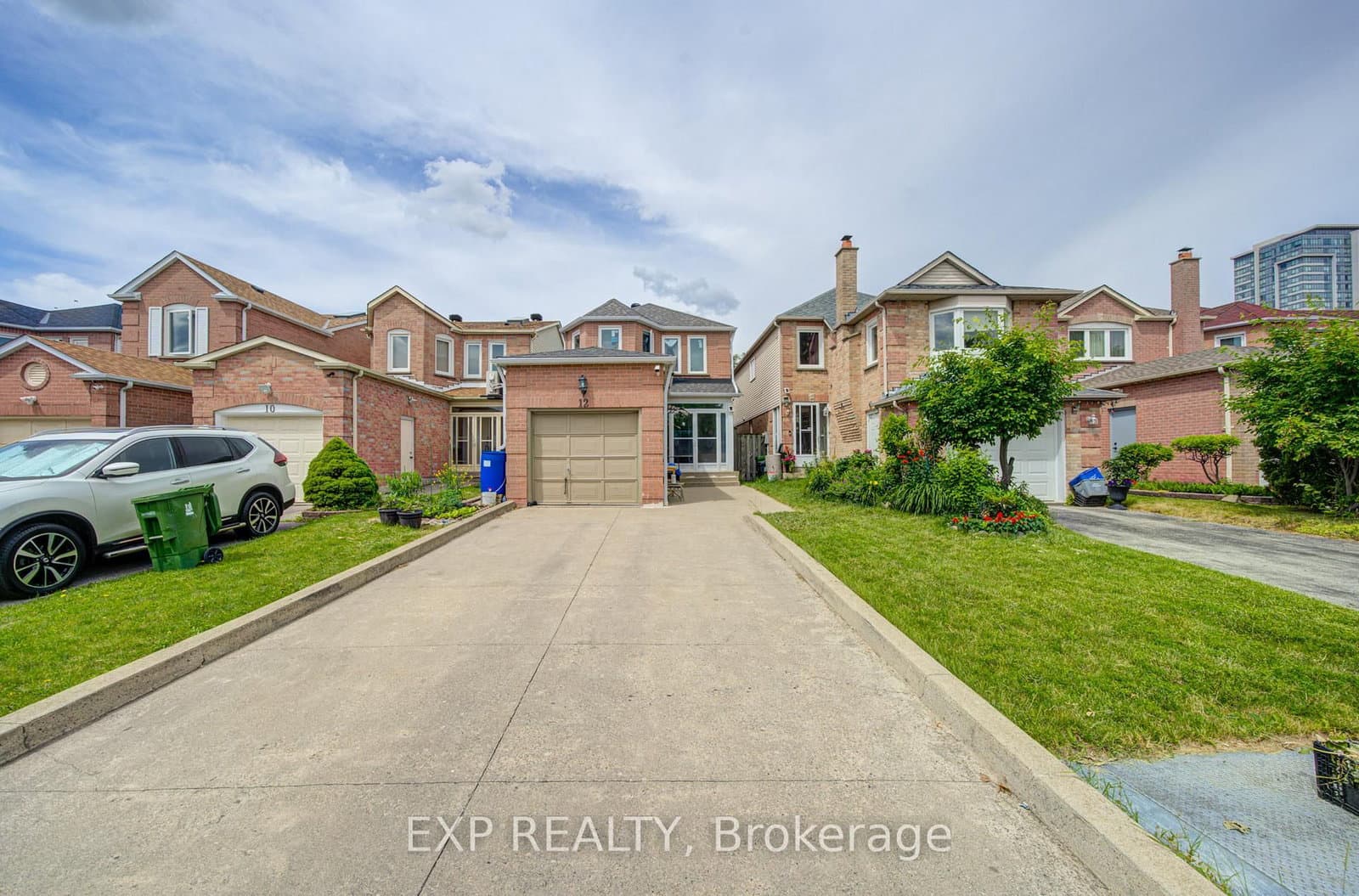 12 Staverton Court - Image 1