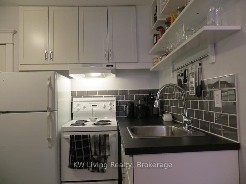 928 Broadview Avenue - Image 5