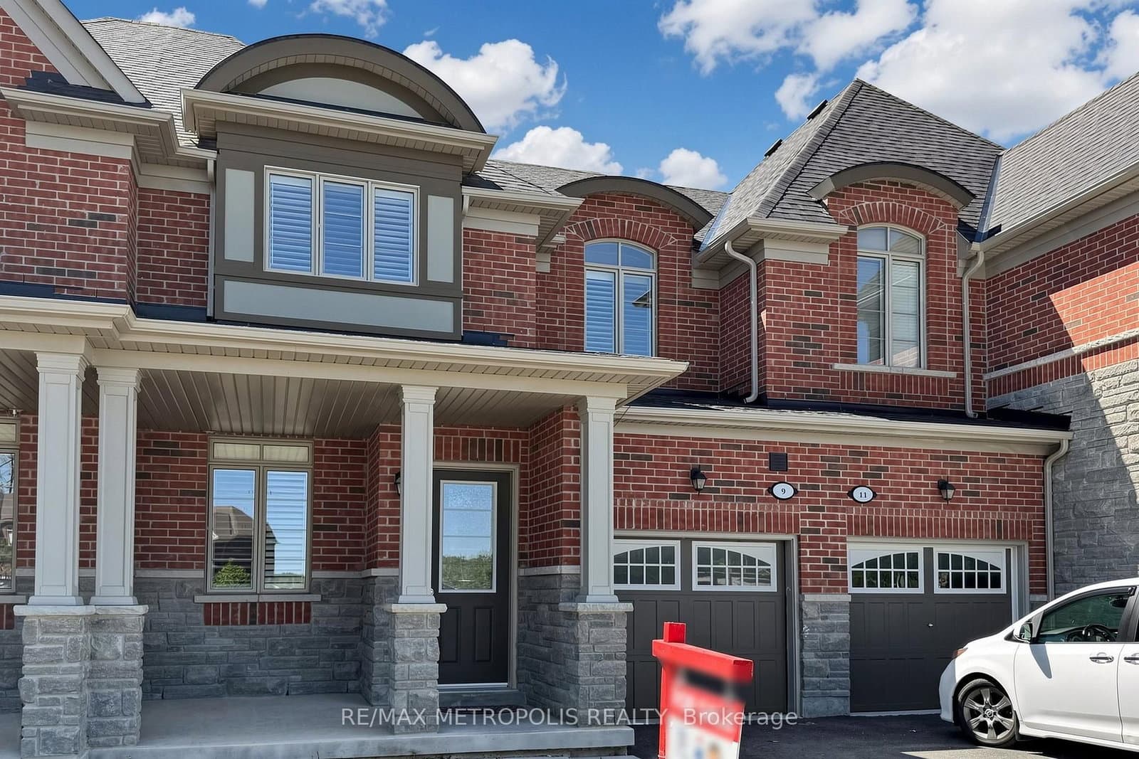 9 Caton Lane - Image 2
