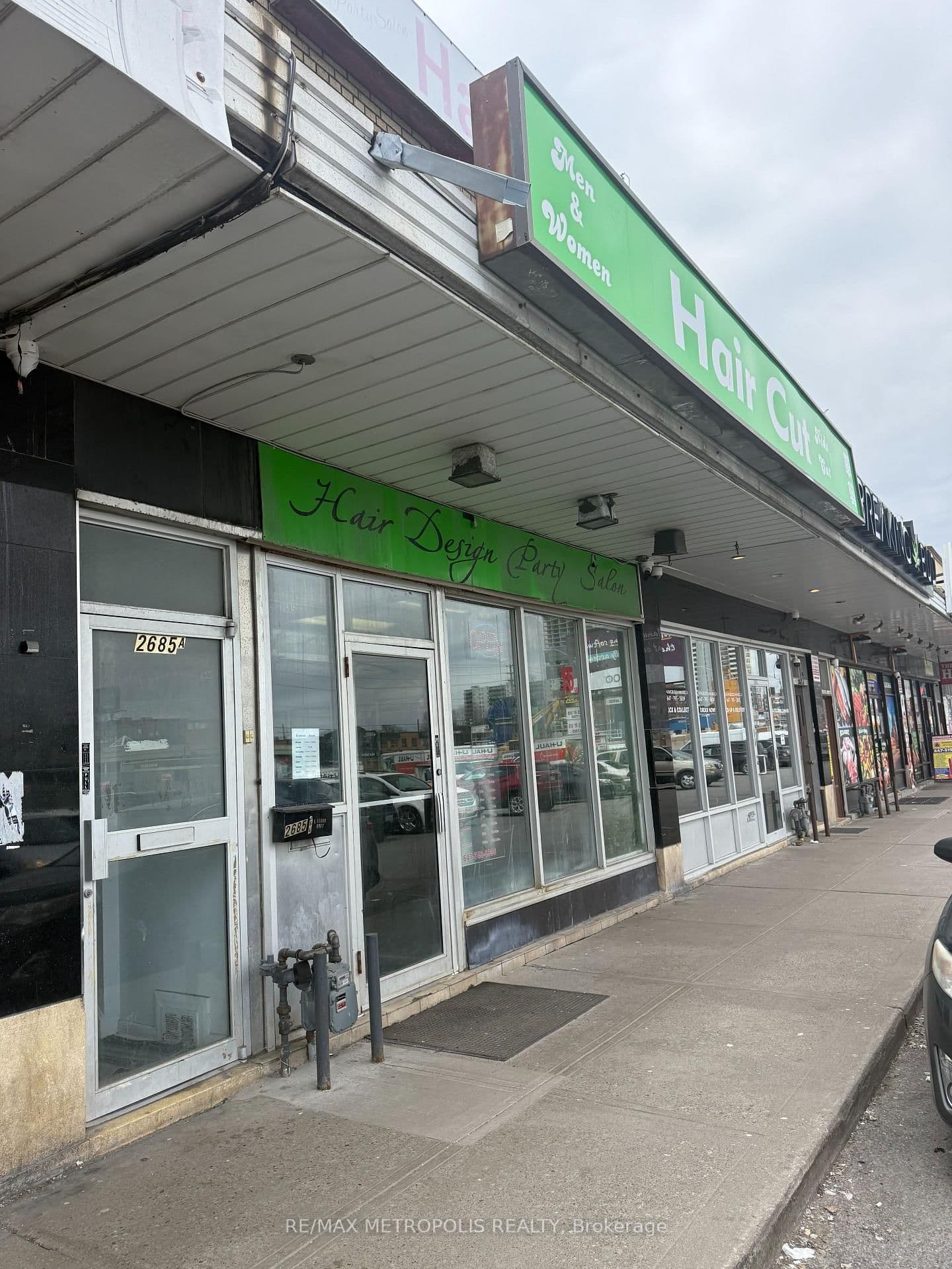 2685 Eglinton Avenue E - Image 2