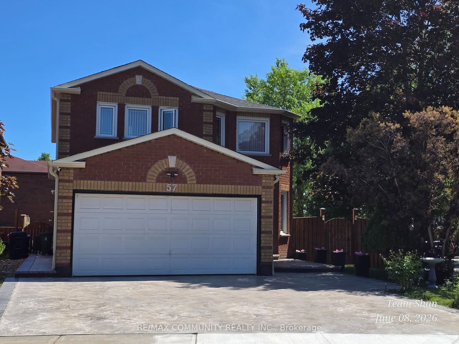 57 Valley Centre Drive - Image 1