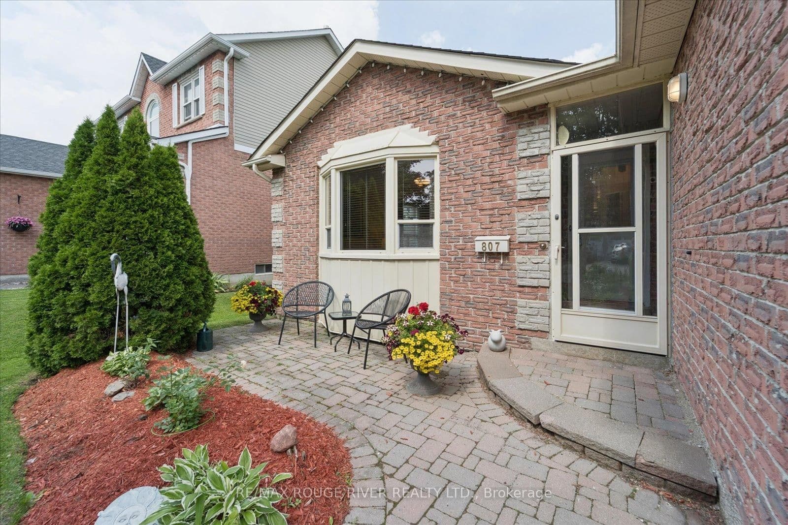 807 Red Maple Court - Image 2