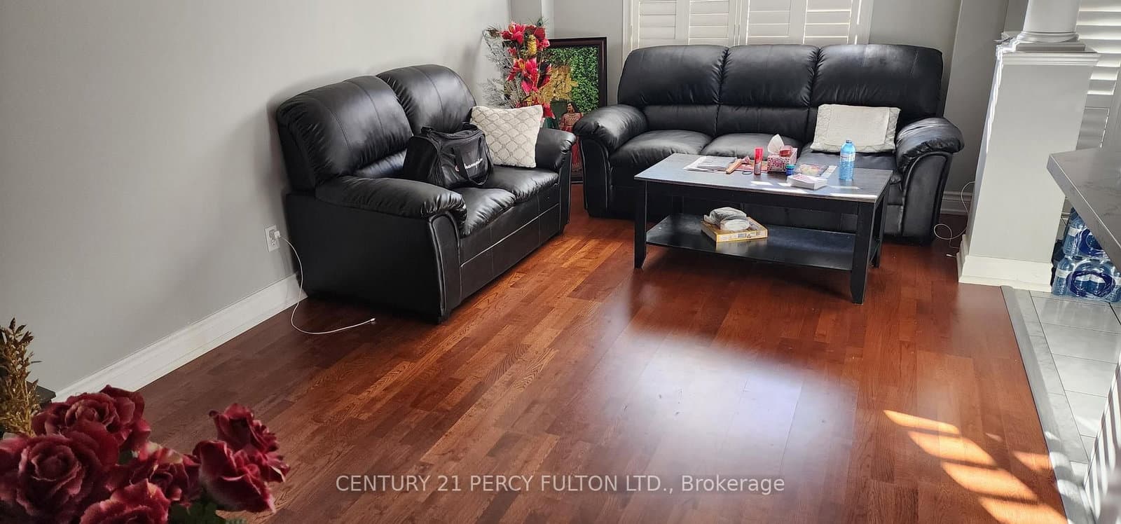 14 Flatfield Terrace, Unit Main - Image 2