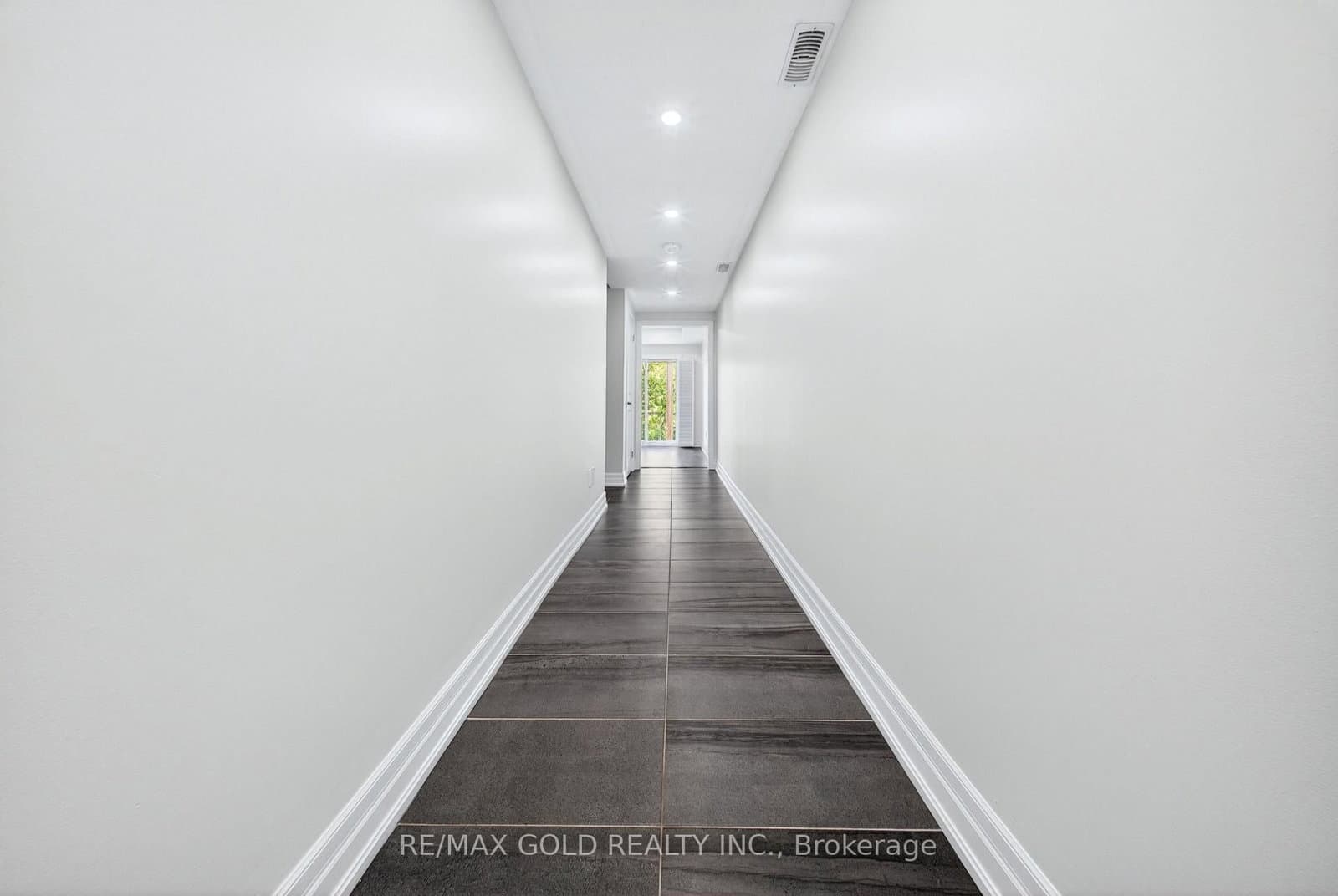 384 Arctic Red Drive, Unit 12 - Image 2
