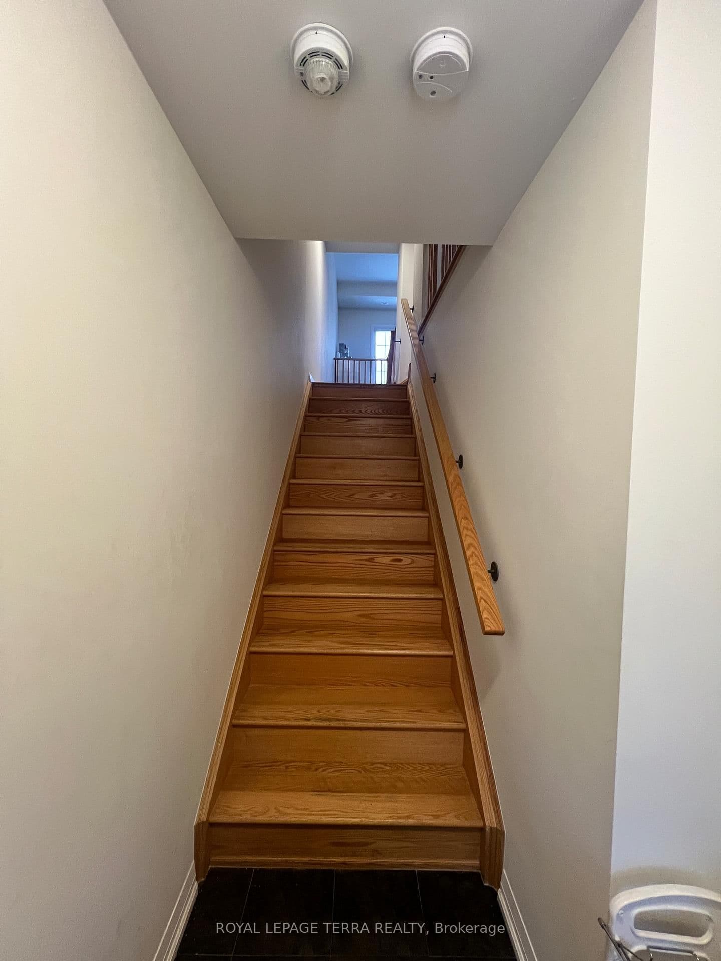 185 Royal Northern Path - Image 2