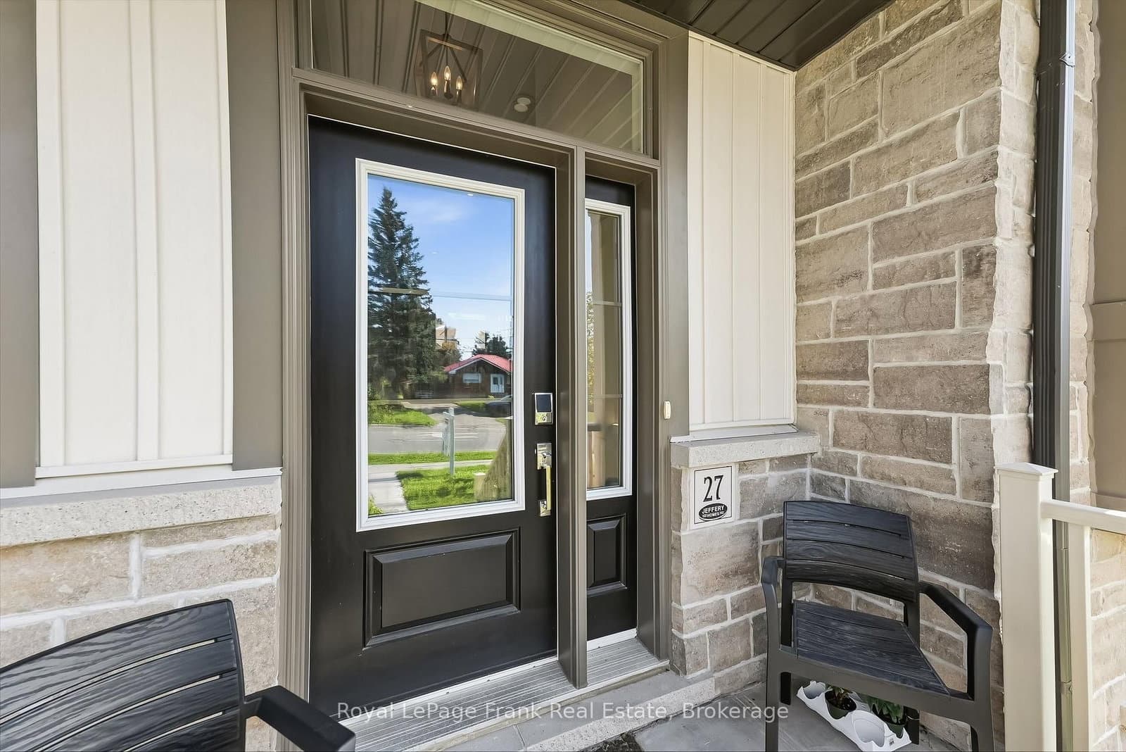 27 Shand Lane - Image 4