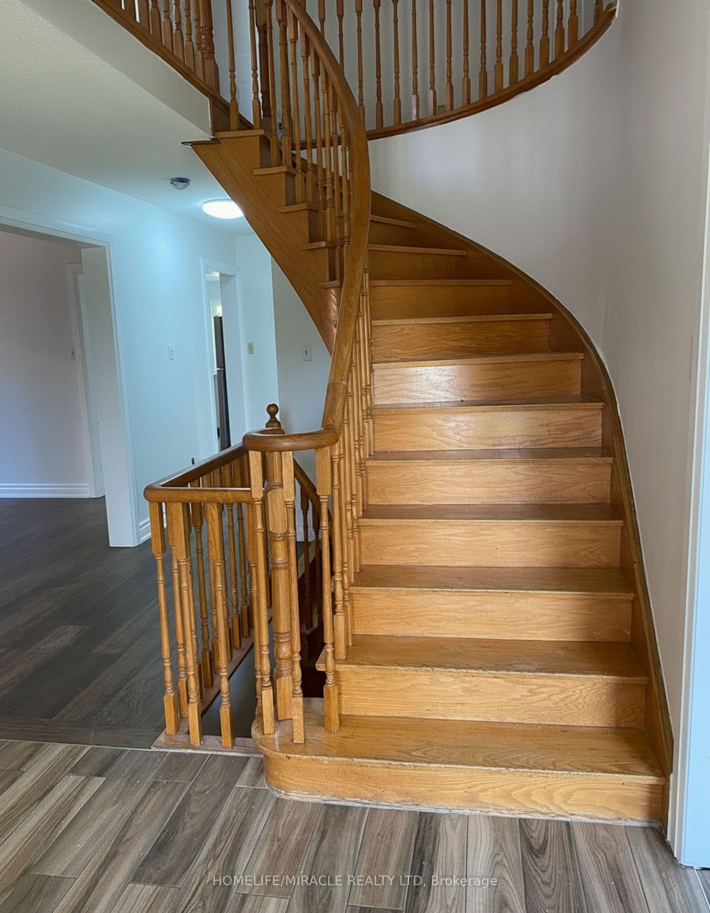 2 Edinborough Lane - Image 6