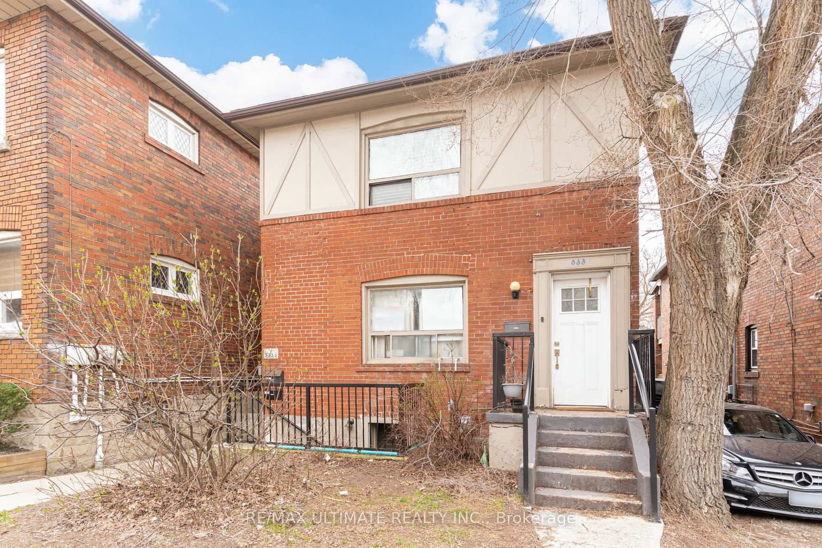 533 Kingston Road - Image 1