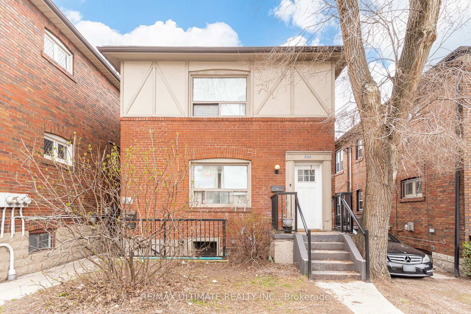 533 Kingston Road - Image 2