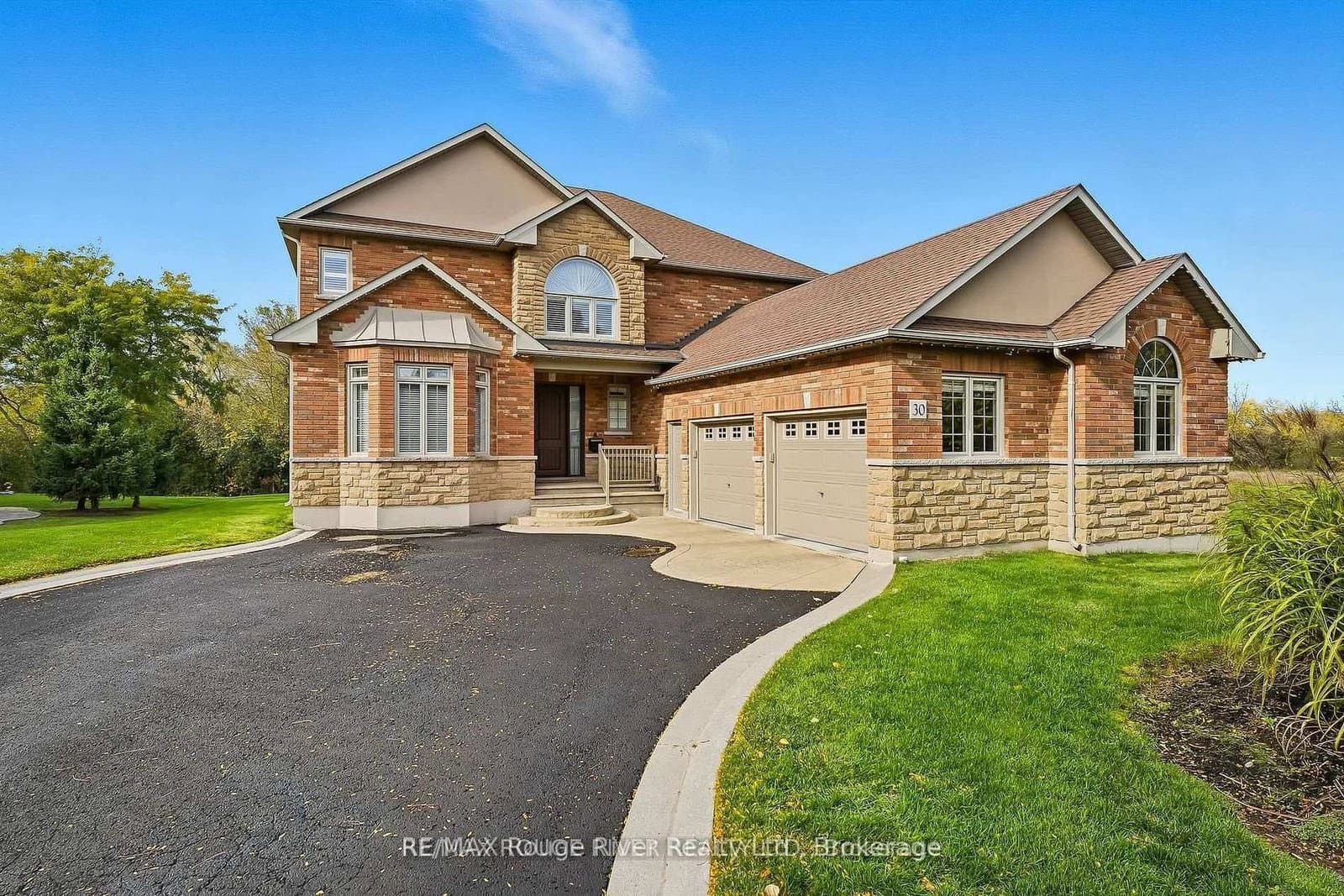 30 Hanover Court - Image 1