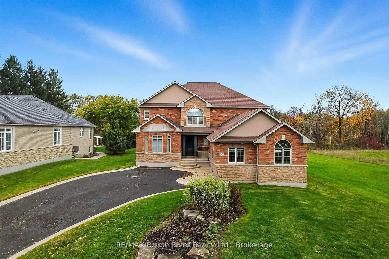 30 Hanover Court - Image 4