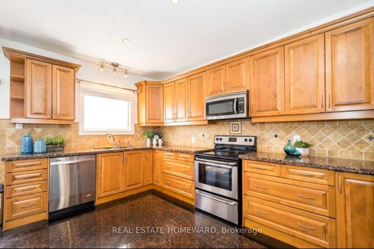 295 Gowan Avenue E - Image 4