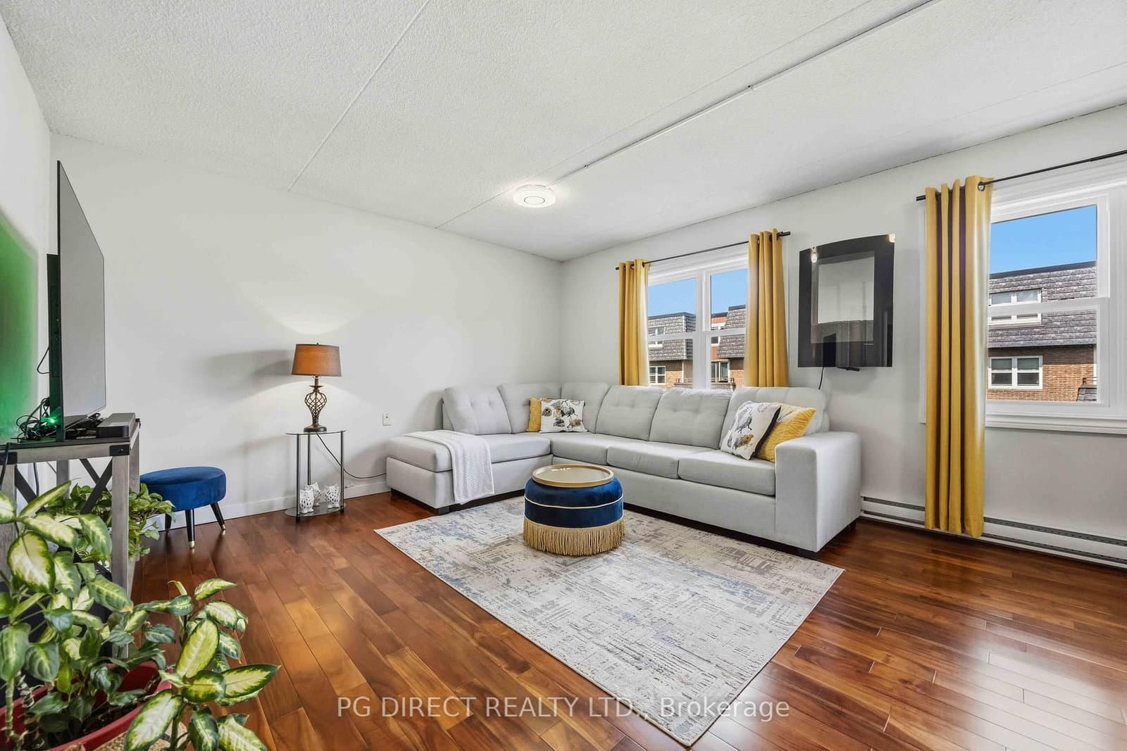 580 Mary Street E, Unit 214 - Image 3