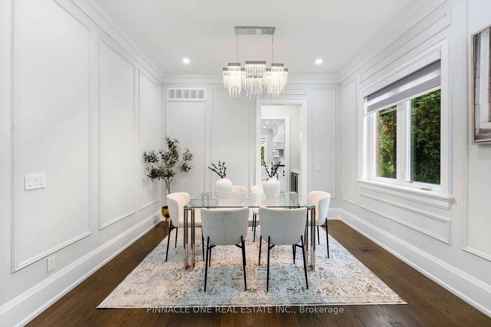 832 Sheppard Avenue - Image 4