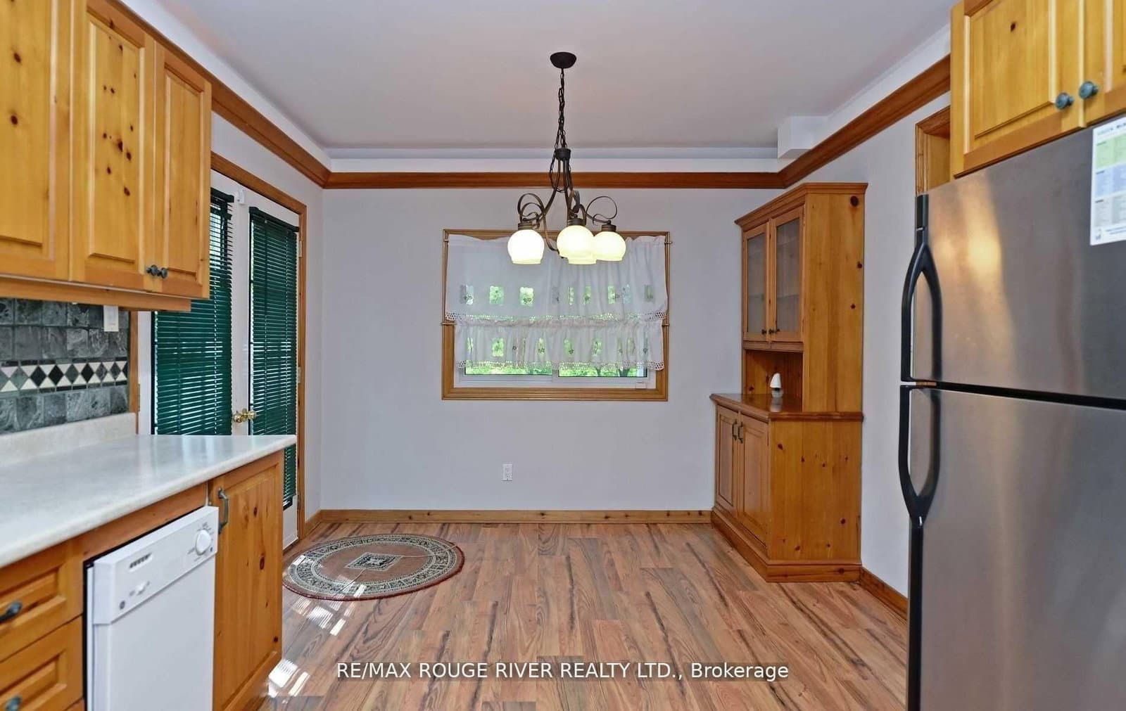 705 Front Road, Unit Upper - Image 5