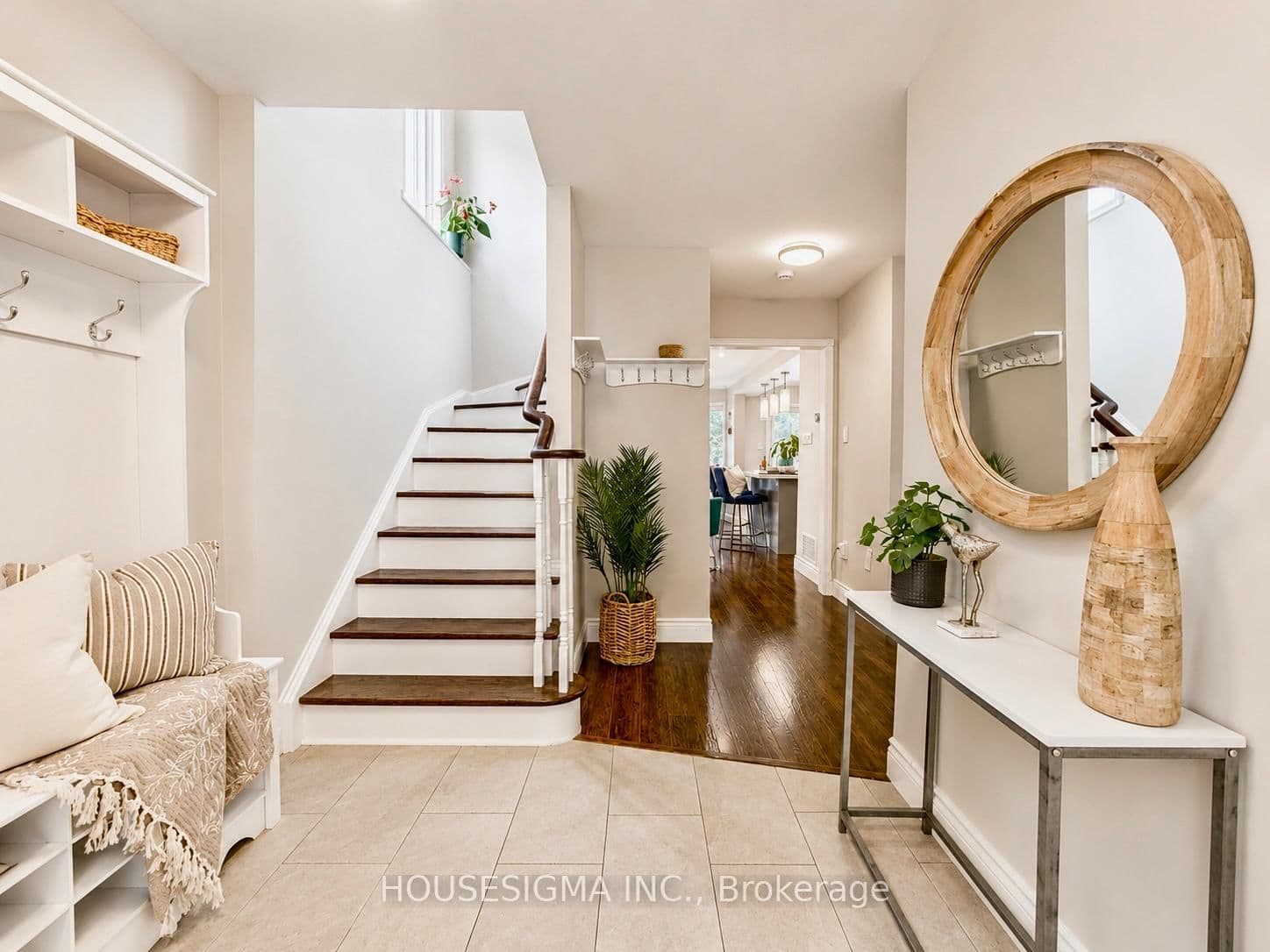 114 Zachary Place - Image 2