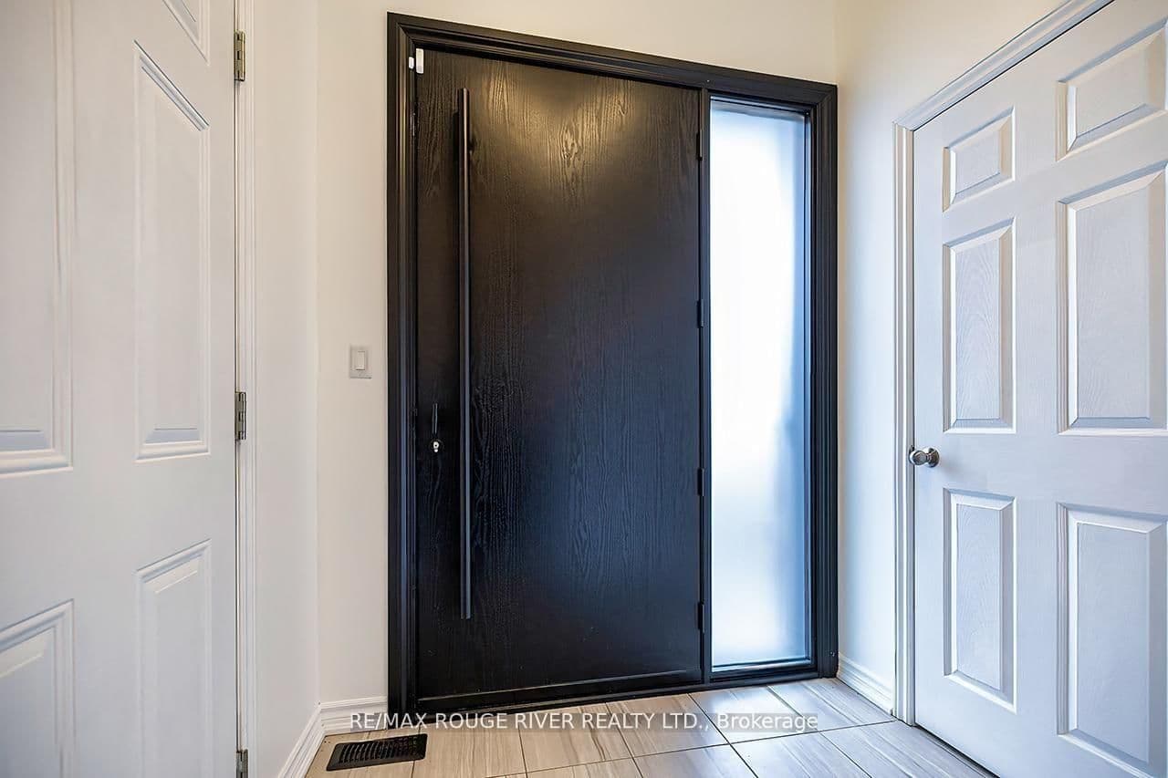 10 Moses Crescent - Image 4