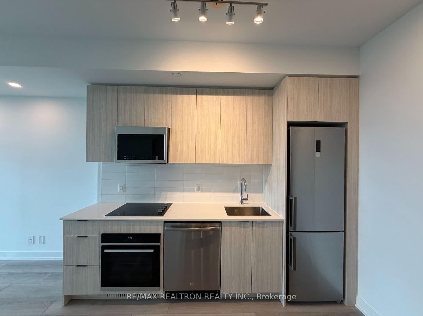 20 Deans Drive, Unit 516 - Image 4