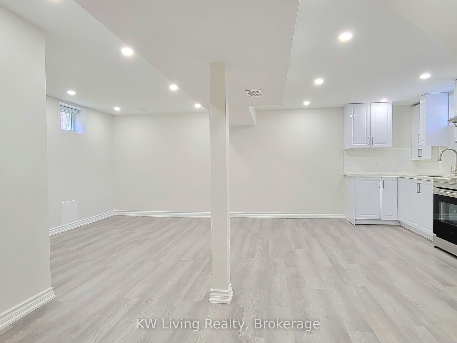 6 Gardens Crescent, Unit Bsmt - Image 6