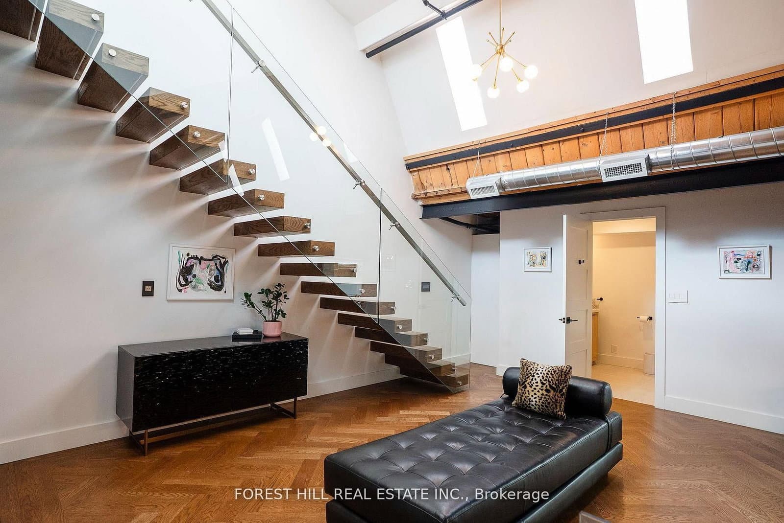 326 Carlaw Avenue, Unit 123 - Image 4