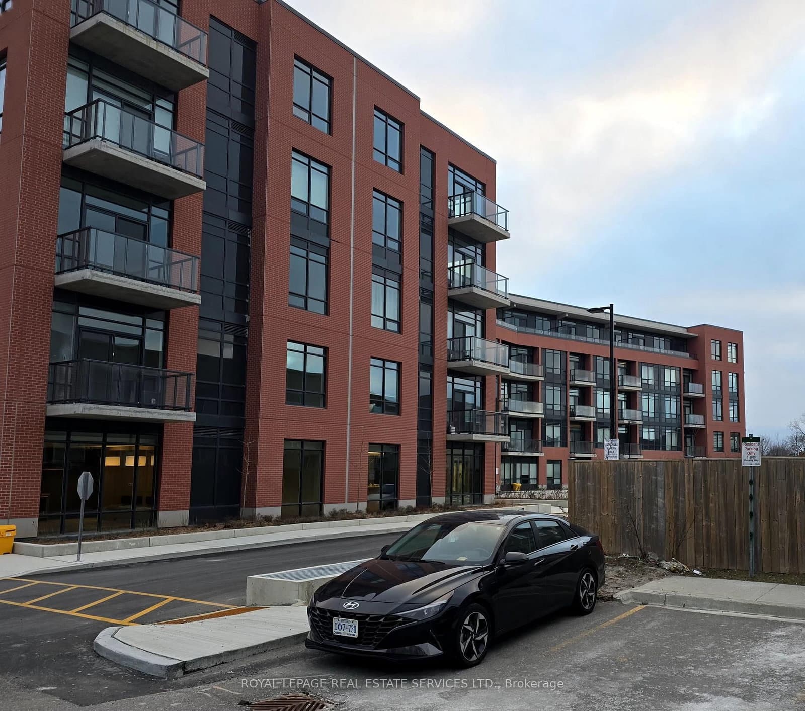 1010 Dundas Street E, Unit 518 - Image 2