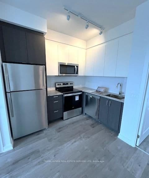 1010 Dundas Street E, Unit 518 - Image 6