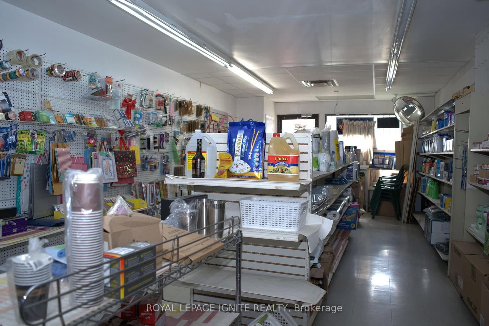 300 Dundas Street E - Image 3