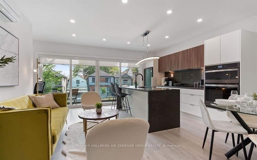 16 Minto Street, Unit 2 - Image 5