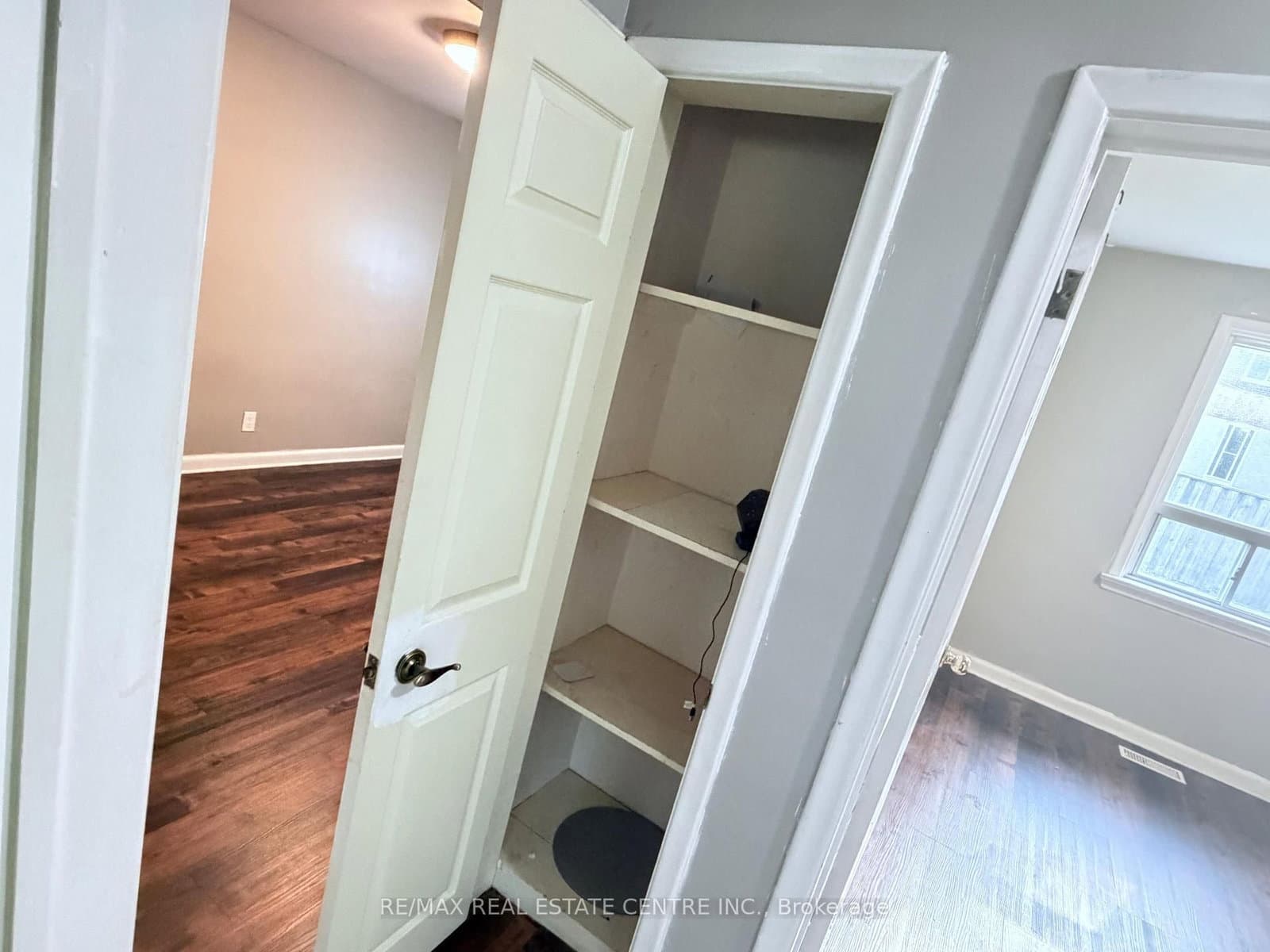 52 Sharbot Avenue - Image 6