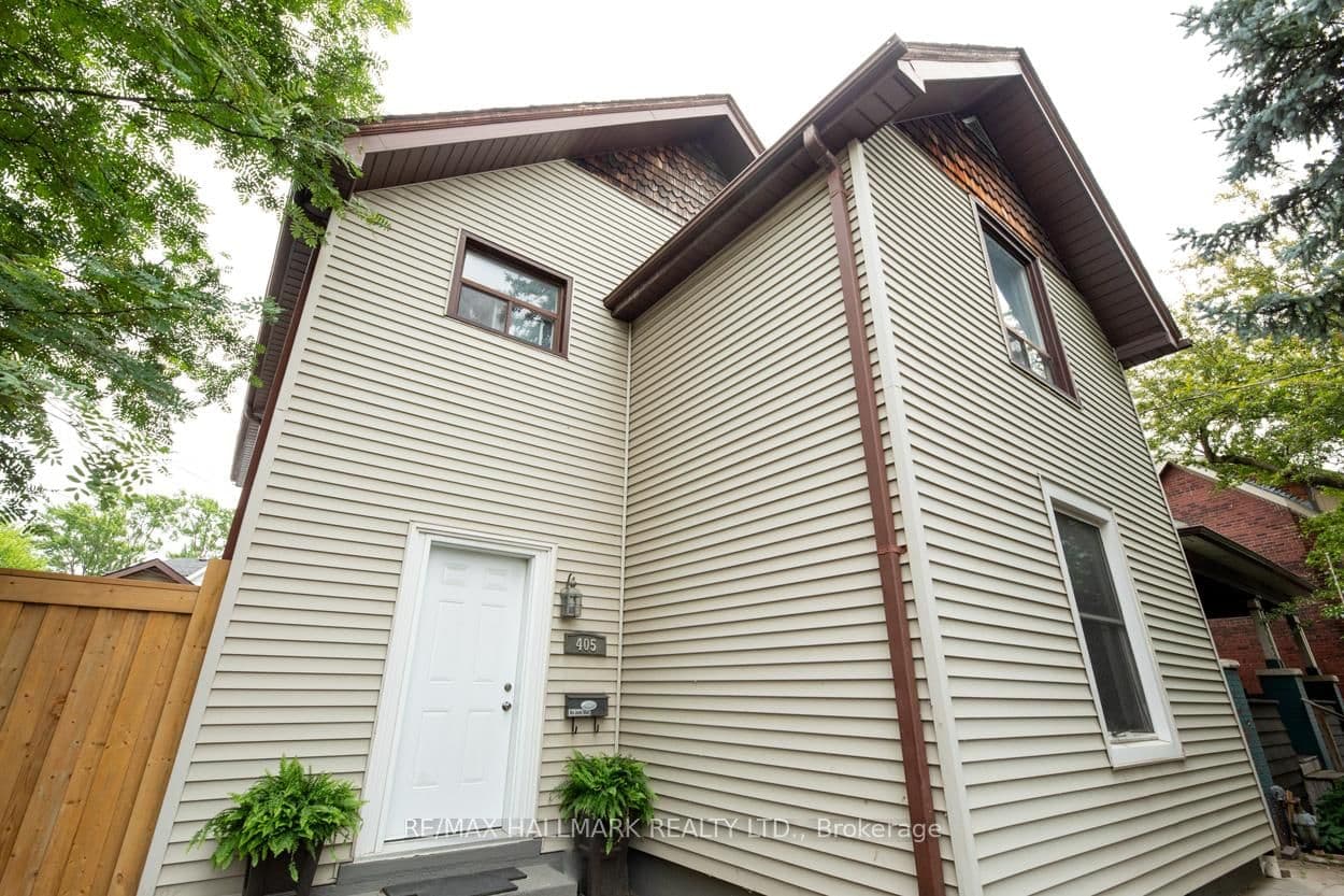 405 Kingston Road, Unit Main Floor - Image 1