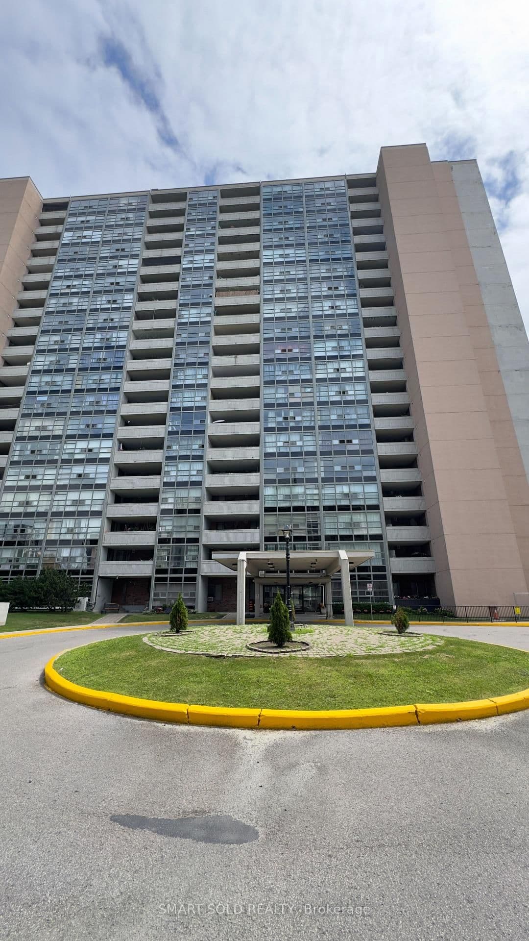 3380 Eglington avenue east Avenue E, Unit 1108 - Image 1