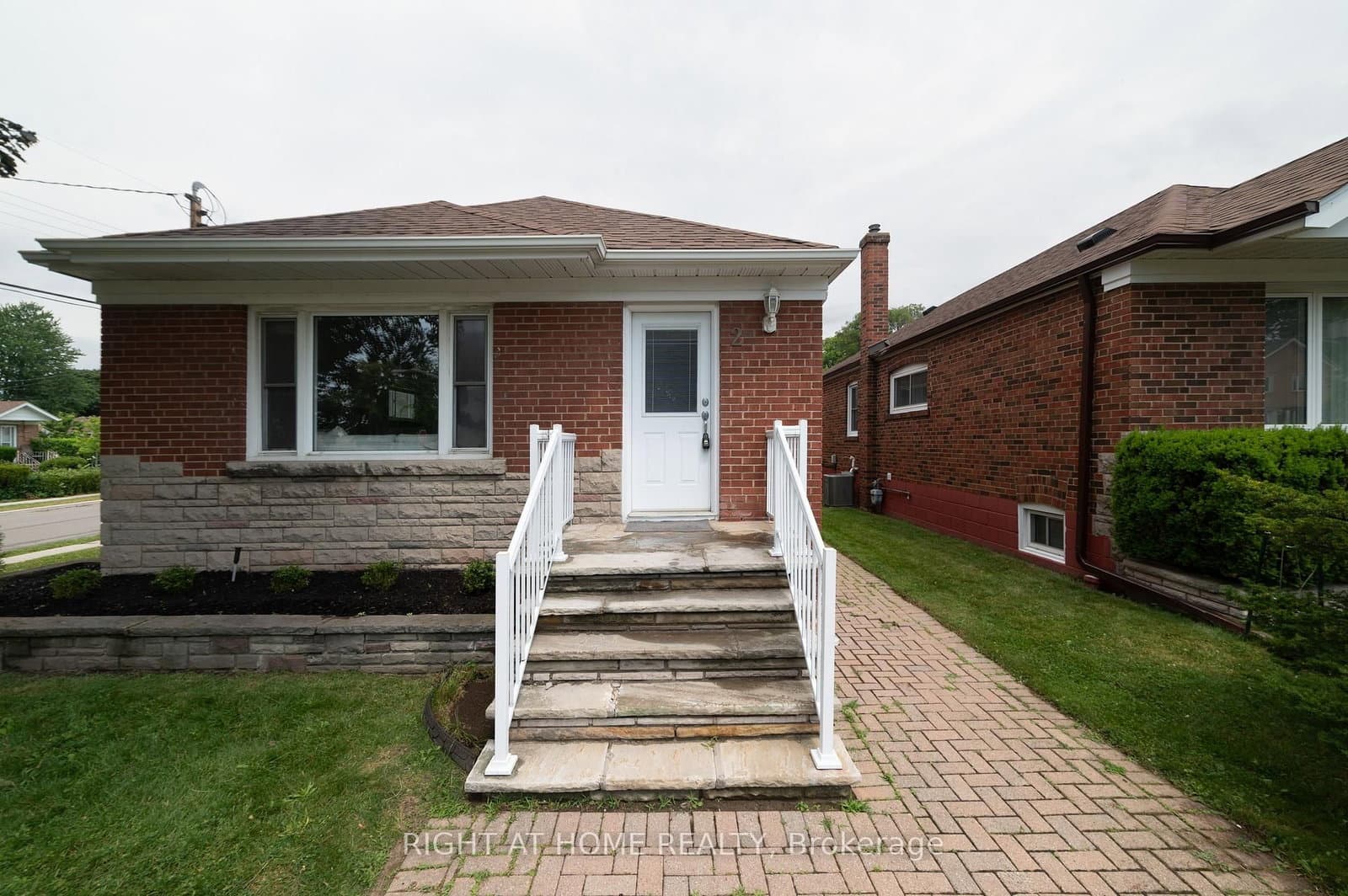 2 Midholm Drive - Image 2