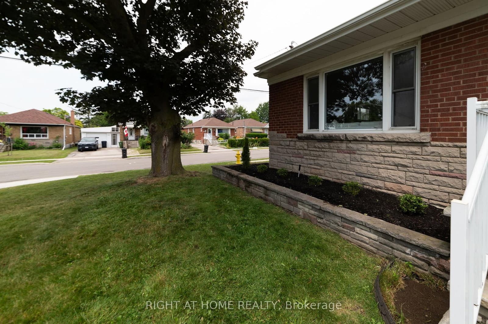 2 Midholm Drive - Image 4
