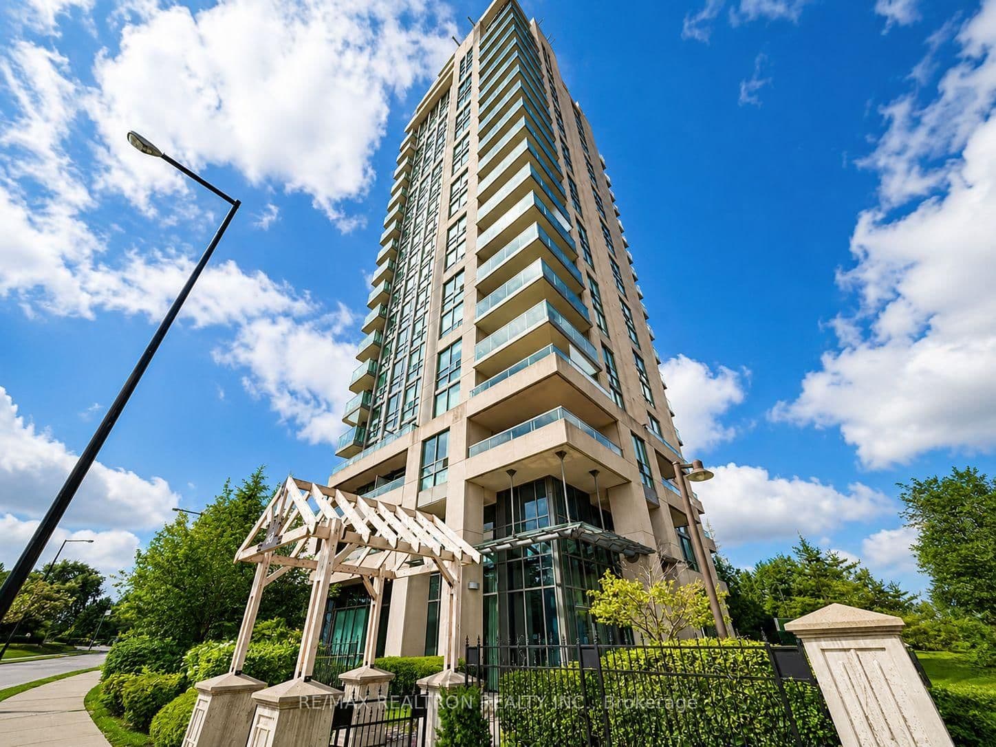 68 Grangeway Avenue, Unit 1010 - Image 1