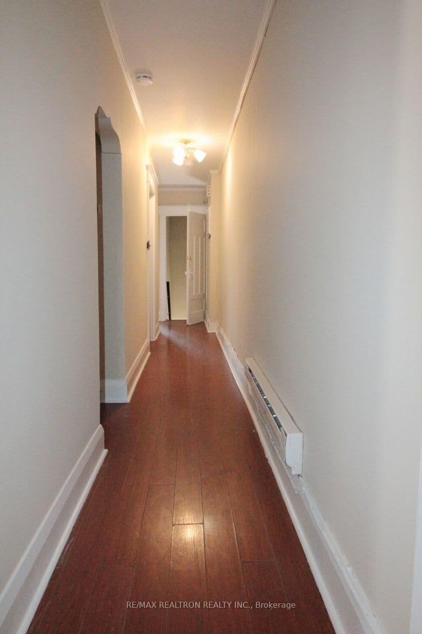 788 Broadview Avenue, Unit # A - Image 2