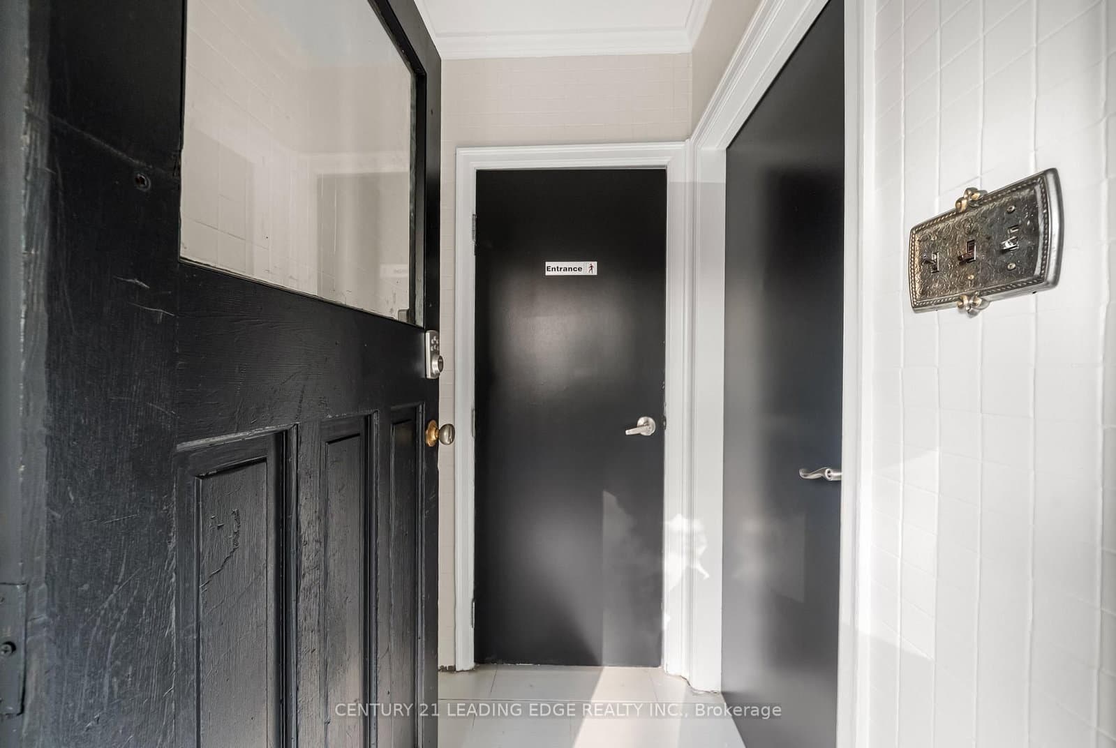 620 Birchmount Road, Unit unit B - Image 2