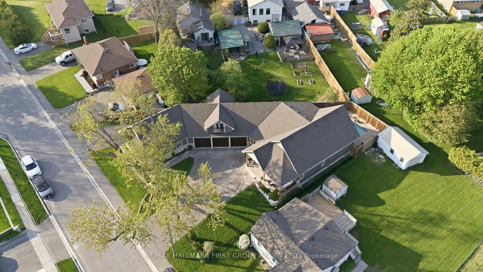 53 Brown Street - Image 2