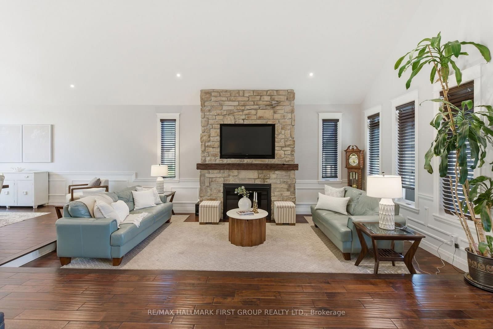 53 Brown Street - Image 6