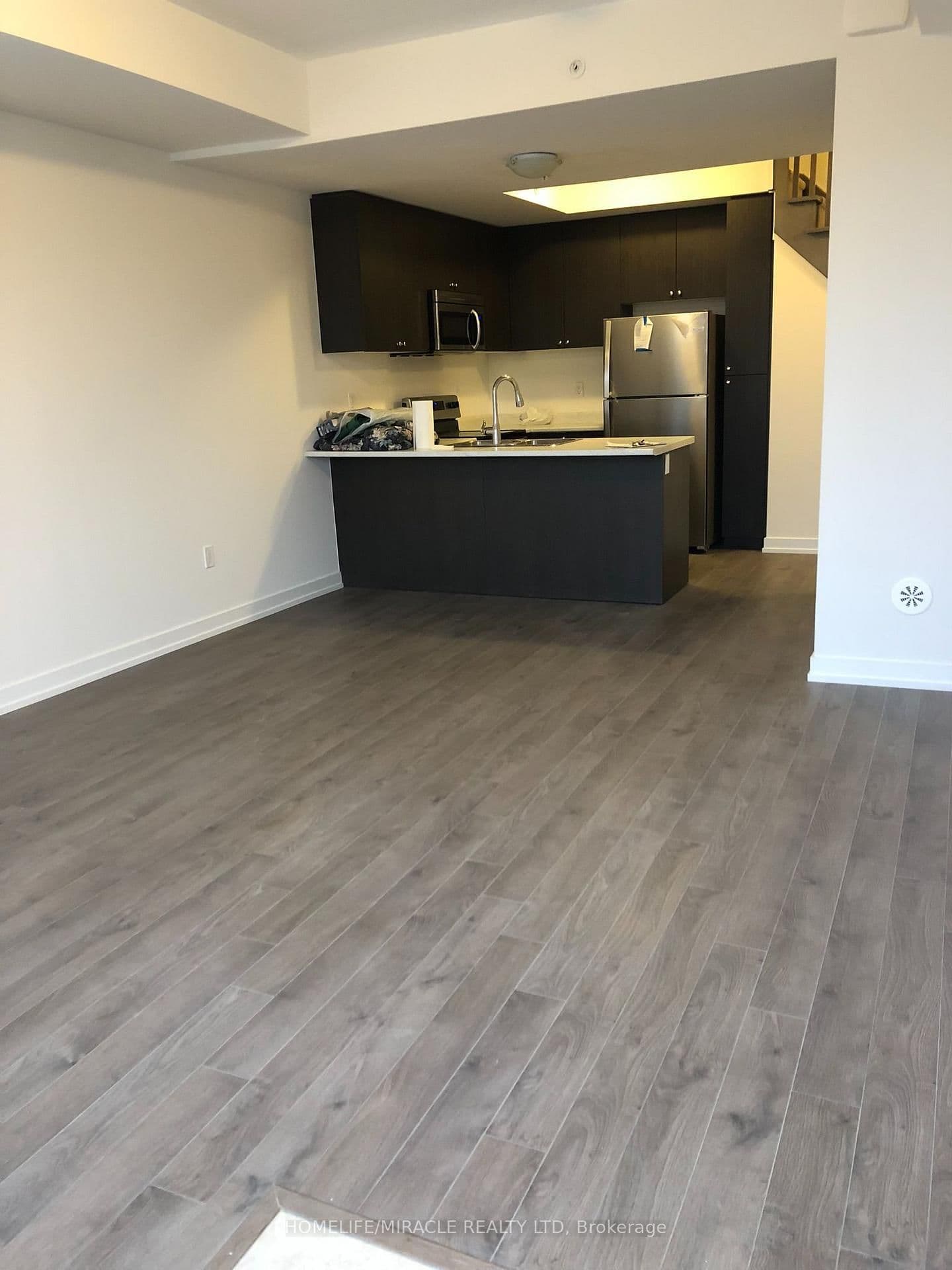 1555 Kingston Road, Unit 202 - Image 2
