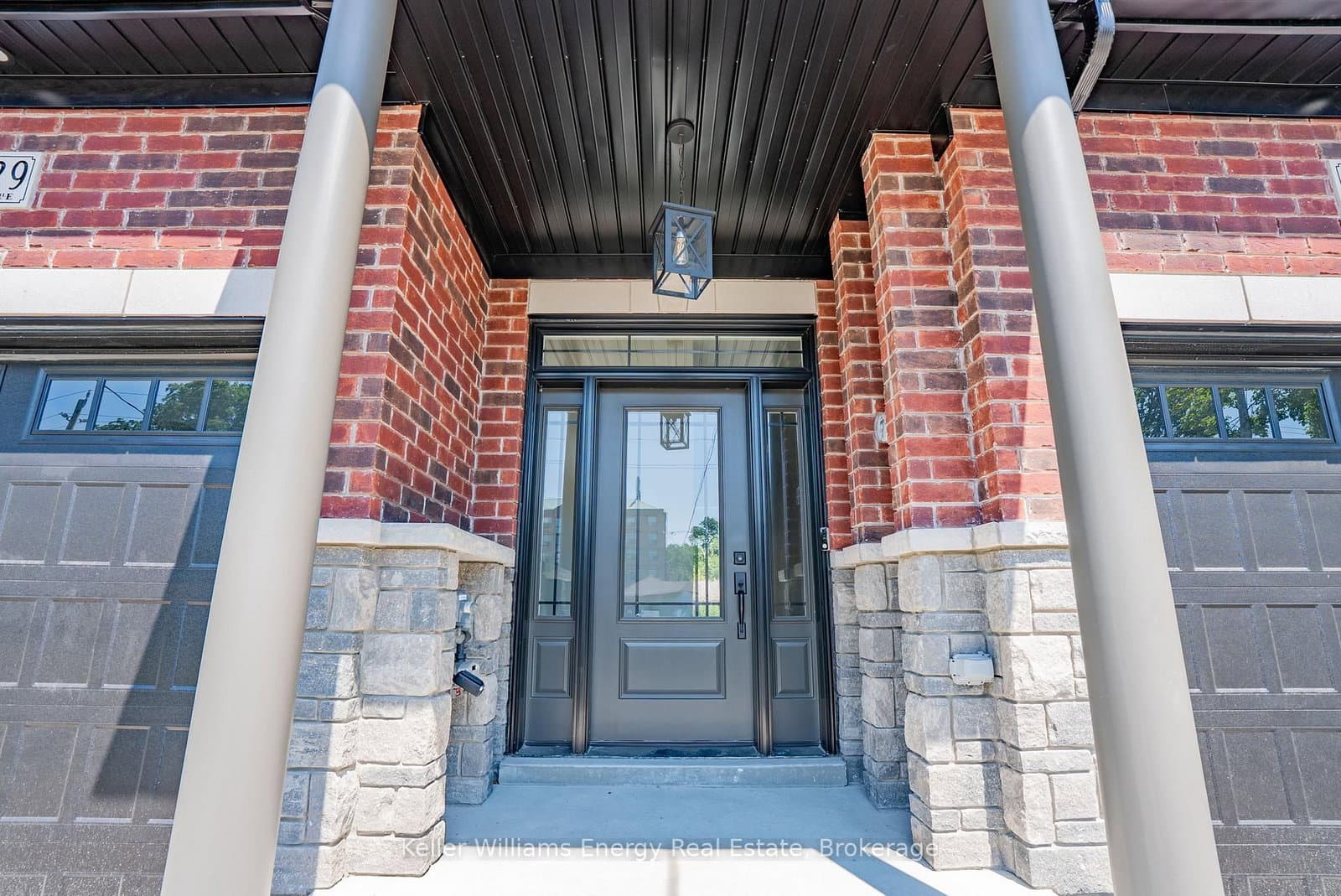 127 Hickory Street N - Image 3