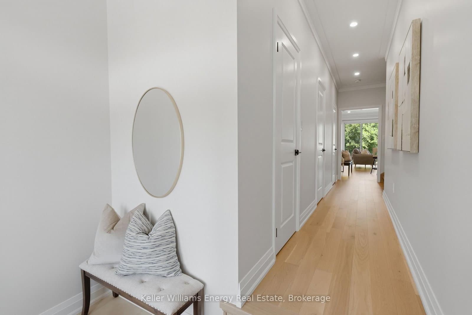 127 Hickory Street N - Image 4